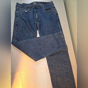 Signature by Levi Strauss Men's Dark Blue Straight Jeans